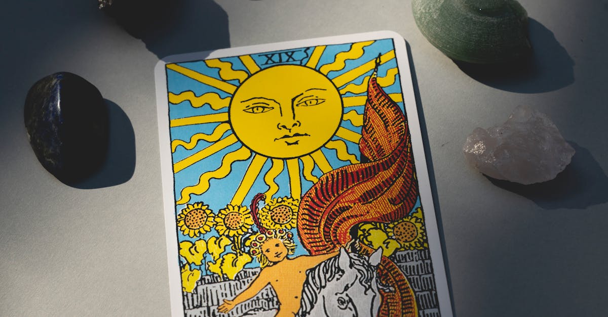 tarot-falı-ile-geleceği-görmek-536.jpeg